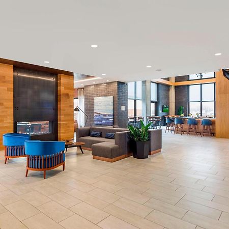 Springhill Suites Мадисон Экстерьер фото