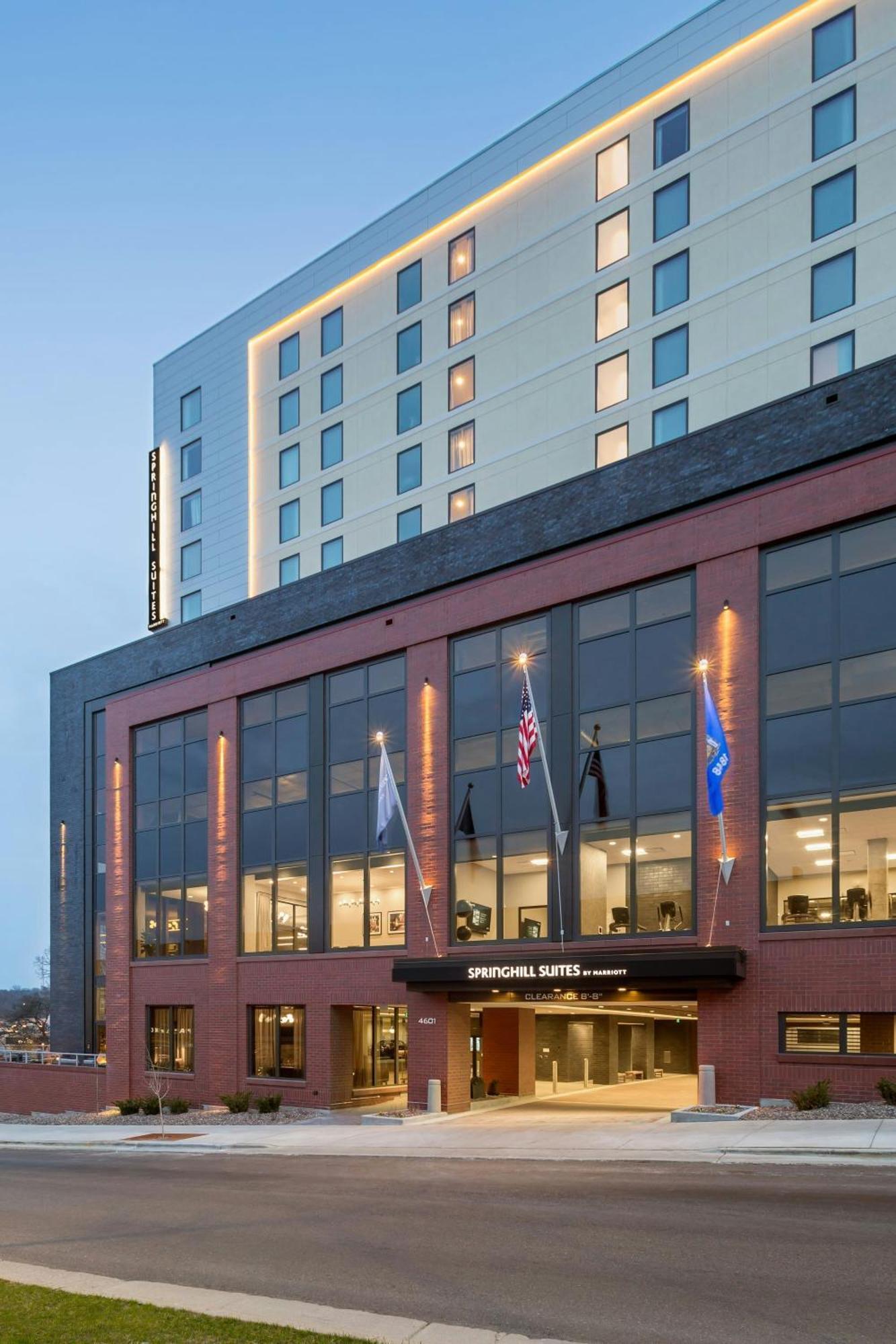 Springhill Suites Мадисон Экстерьер фото